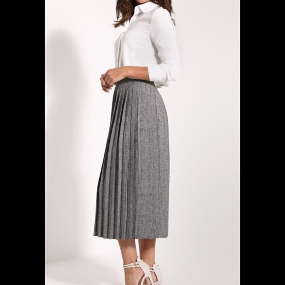 Vintage | Skirts | Pleated Knit Midi 